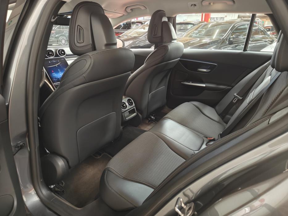 MERCEDES-BENZ C 2023