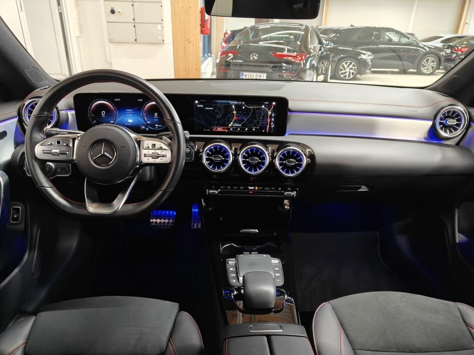 MERCEDES-BENZ CLA 2023