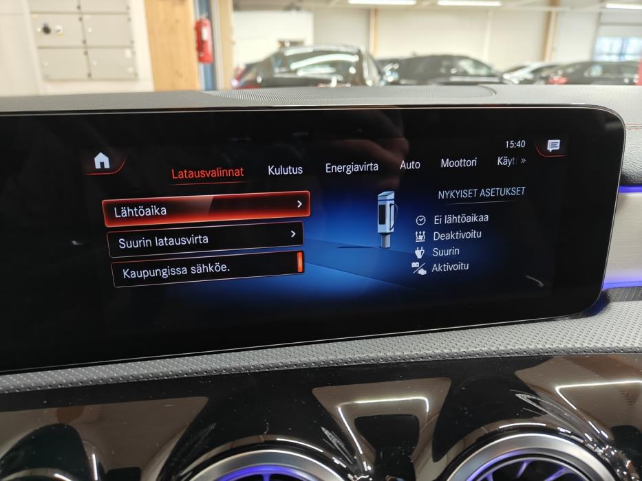 MERCEDES-BENZ CLA 2023