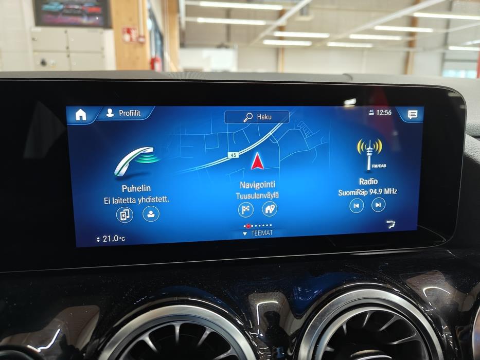 MERCEDES-BENZ EQA 2023