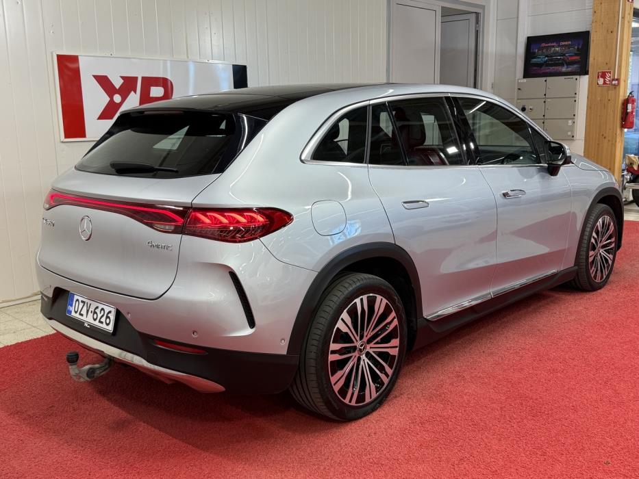 MERCEDES-BENZ EQE SUV 2023