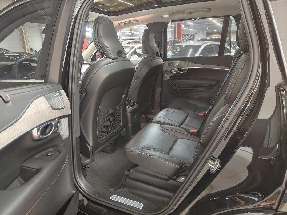 VOLVO XC90 2023
