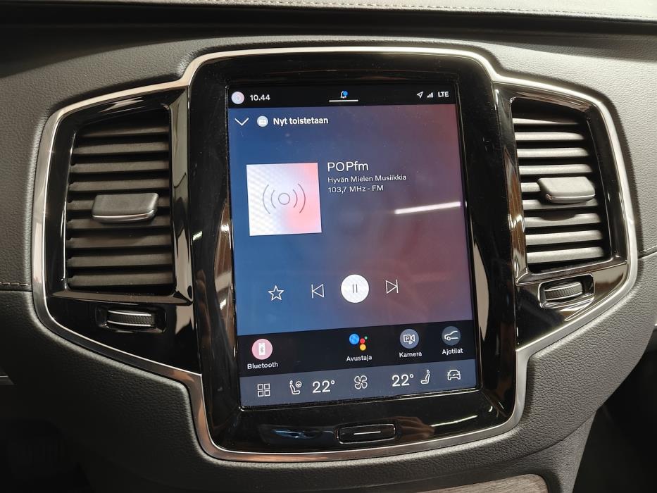 VOLVO XC90 2023