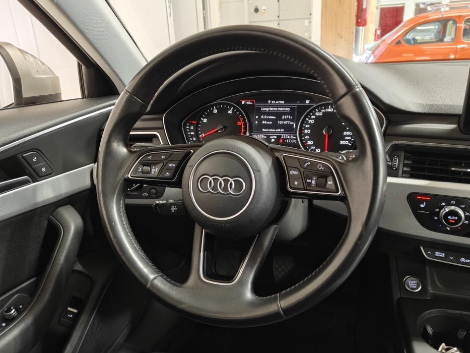 AUDI A4 2016