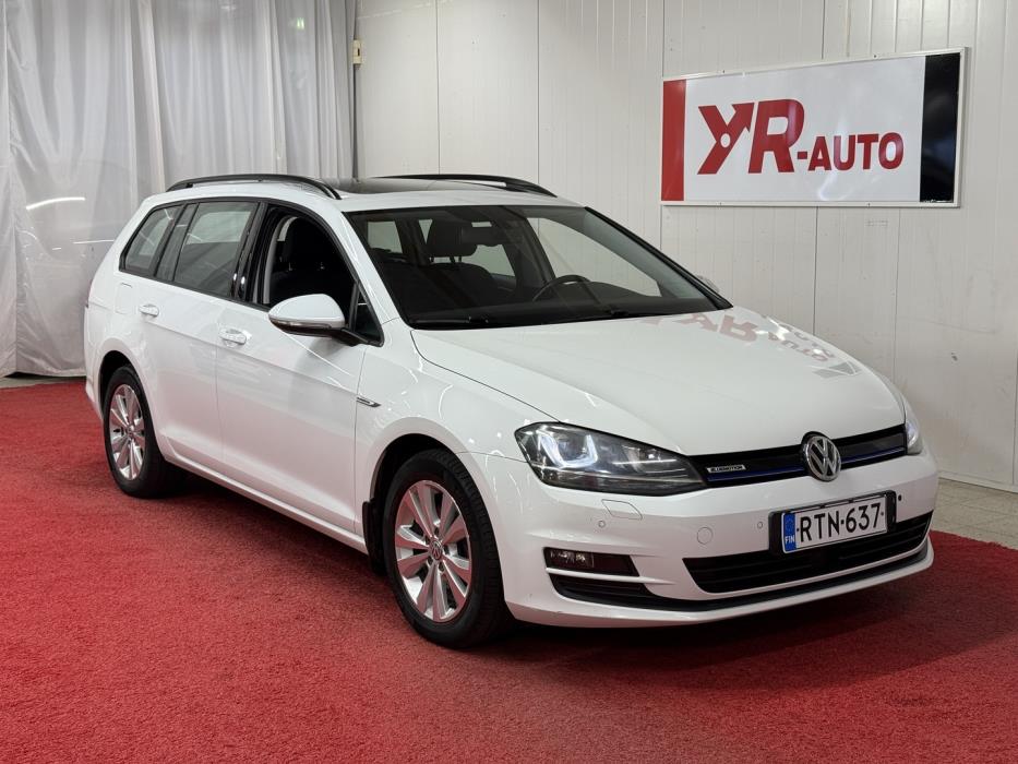 VOLKSWAGEN Golf 2015