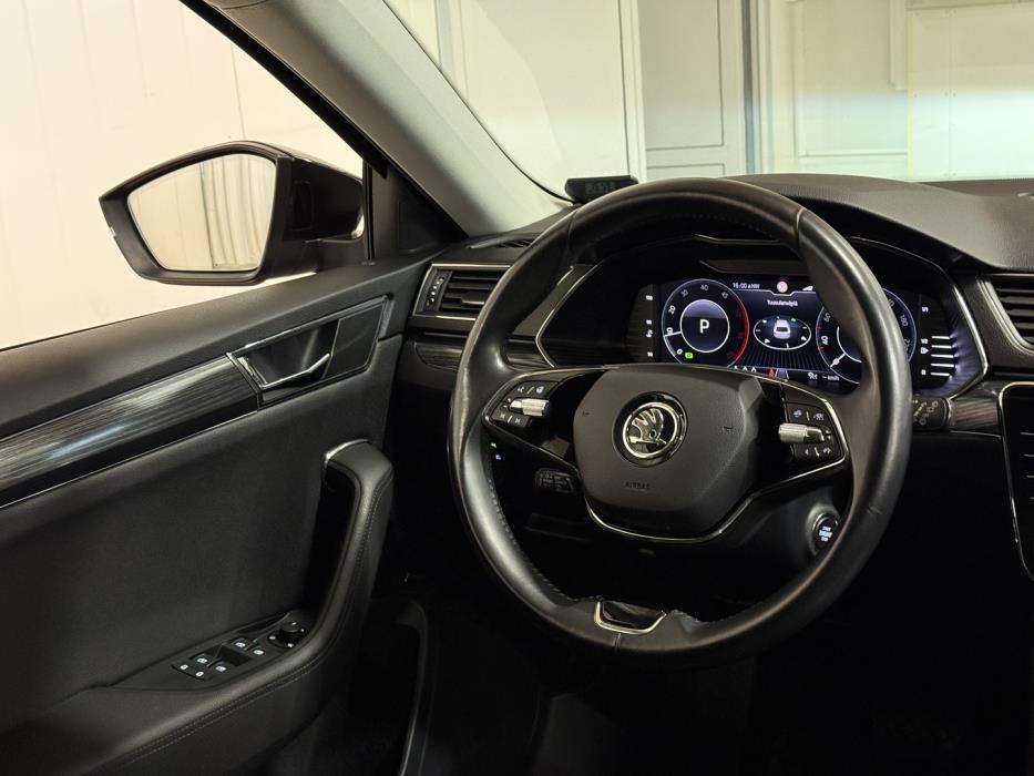 SKODA Superb 2022