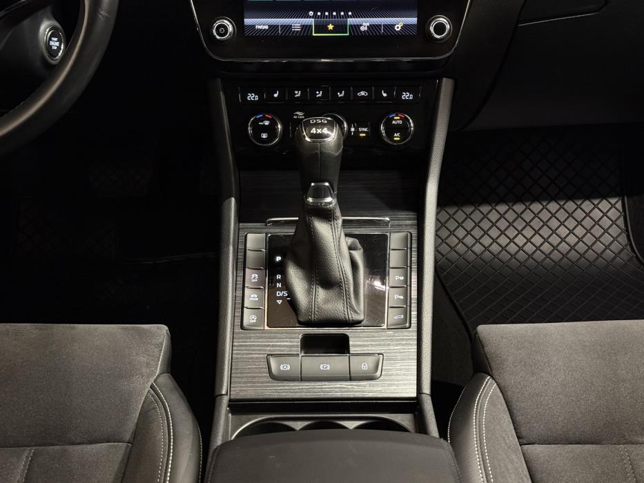 SKODA Superb 2022