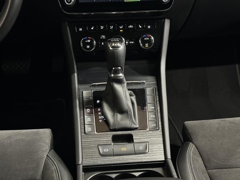 SKODA Superb 2022