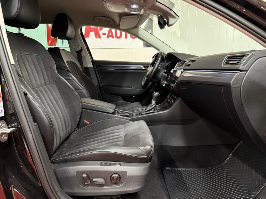 SKODA Superb 2022
