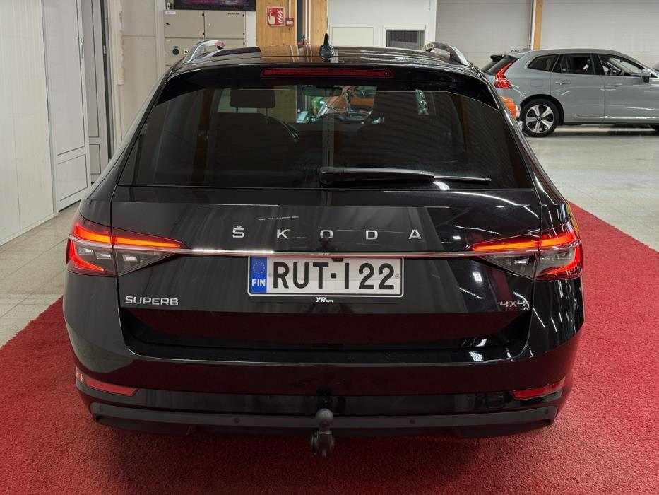 SKODA Superb 2022