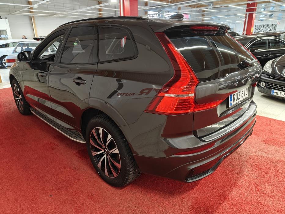 VOLVO XC60 2023