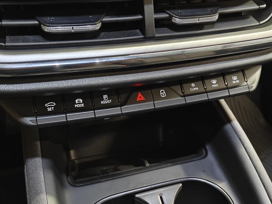 SKODA Enyaq 2023