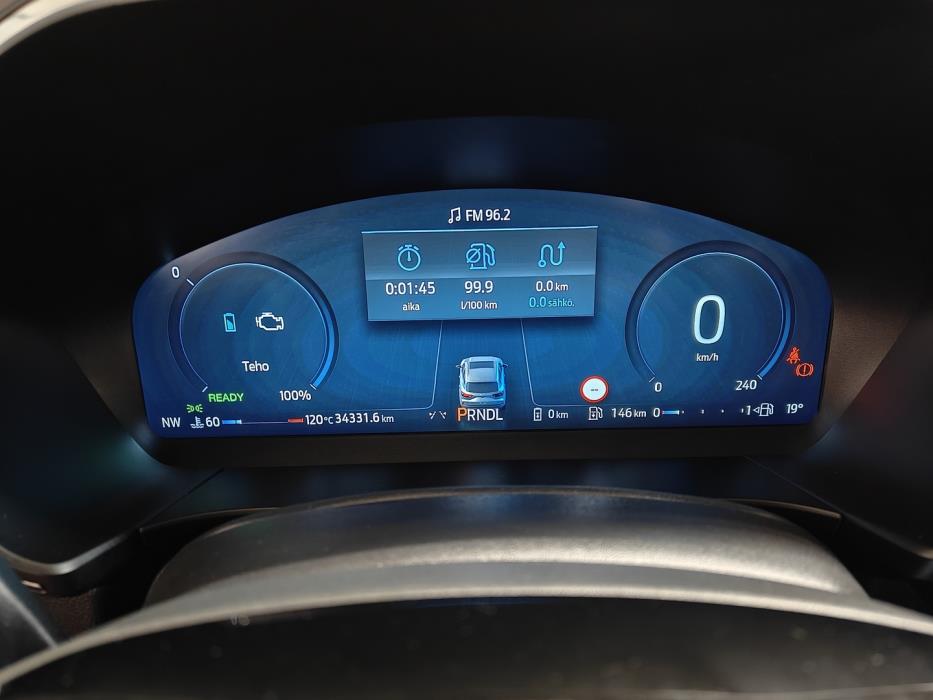 FORD Kuga 2025
