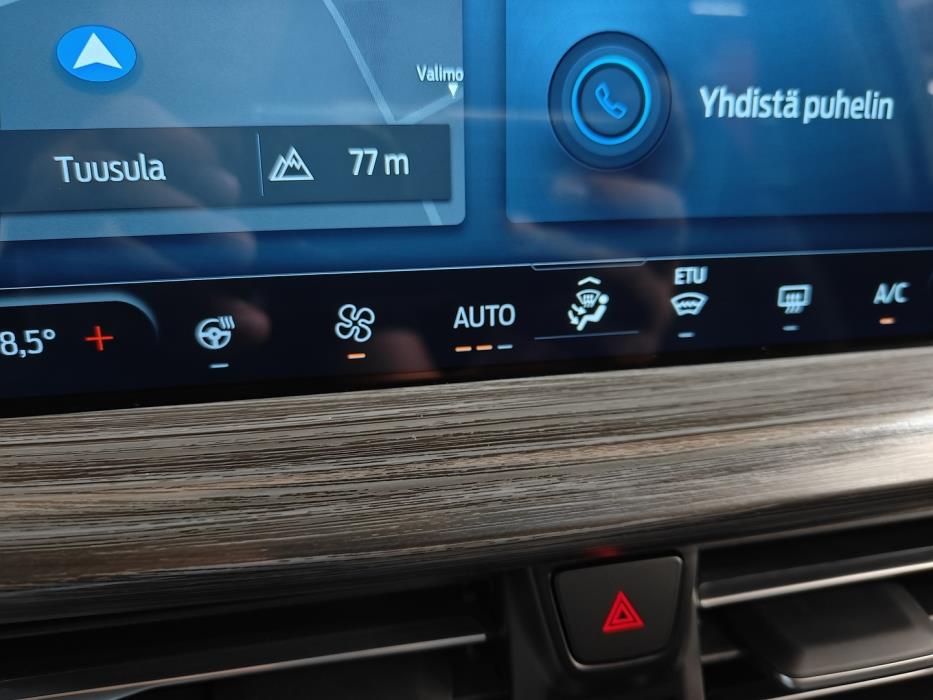 FORD Kuga 2025