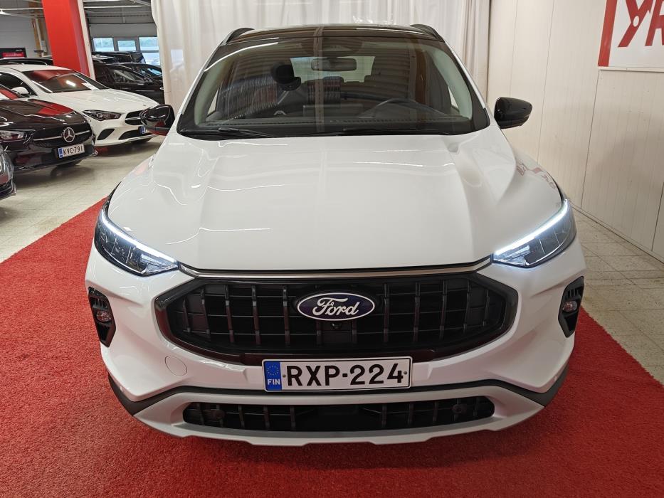 FORD Kuga 2025
