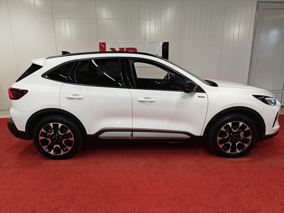 FORD Kuga 2025