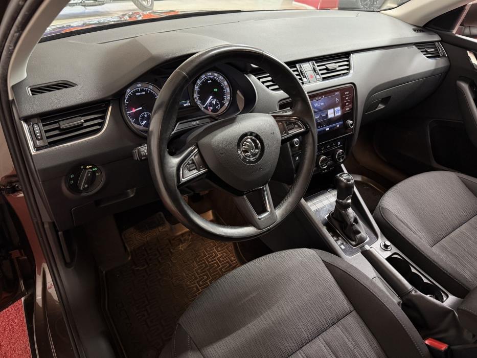 SKODA Octavia 2017