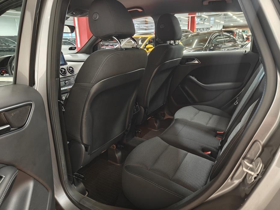 MERCEDES-BENZ B 2017