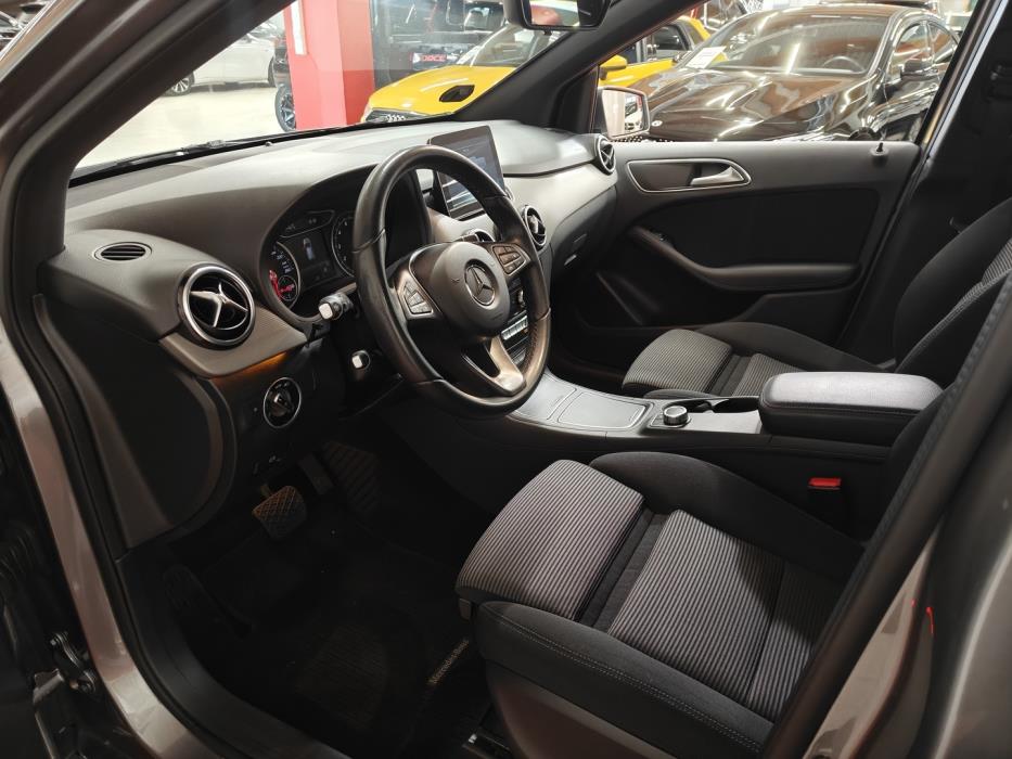 MERCEDES-BENZ B 2017