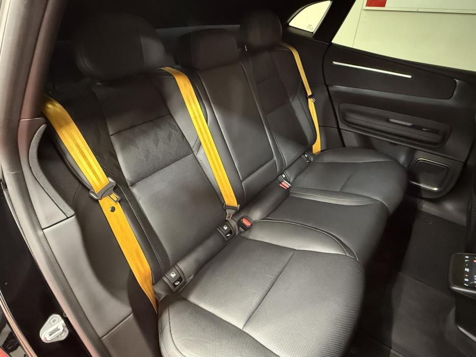 POLESTAR 4 2025