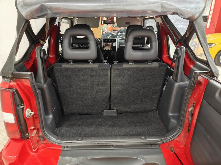 SUZUKI Jimny 2006