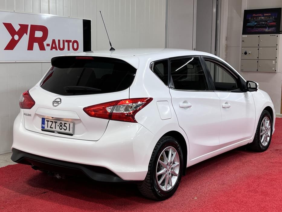 NISSAN Pulsar 2015