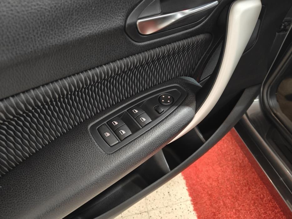 BMW 118 2015