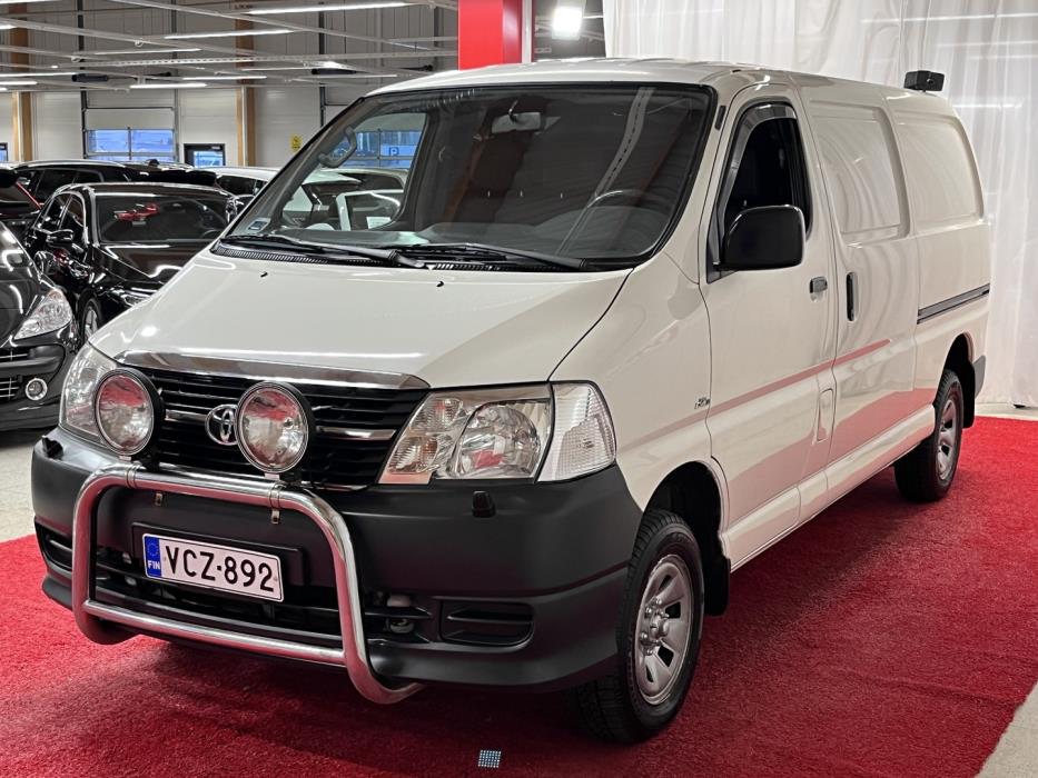 TOYOTA Hiace 2009