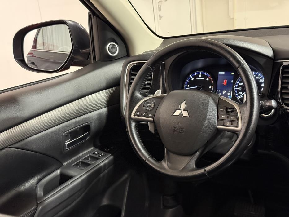 MITSUBISHI Outlander 2012