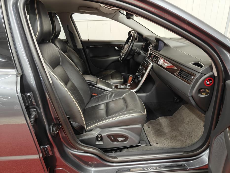 VOLVO S80 2012