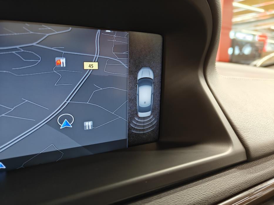 VOLVO S80 2012