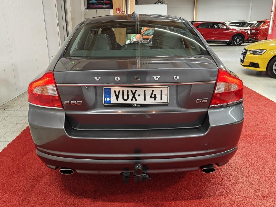 VOLVO S80 2012