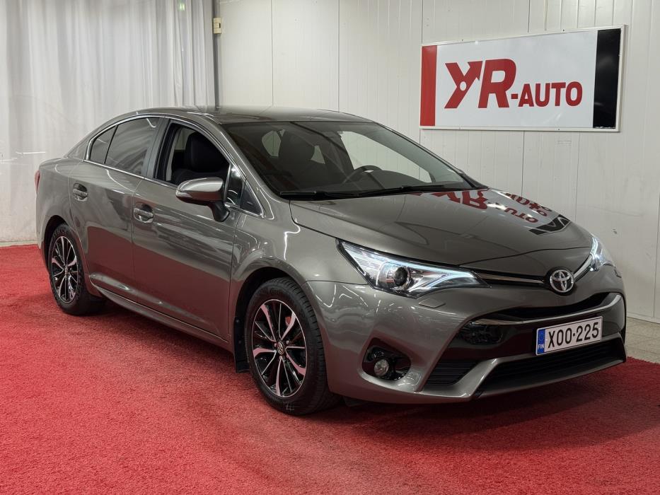 TOYOTA Avensis 2018