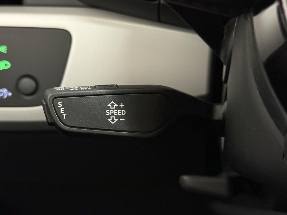 AUDI A4 2020