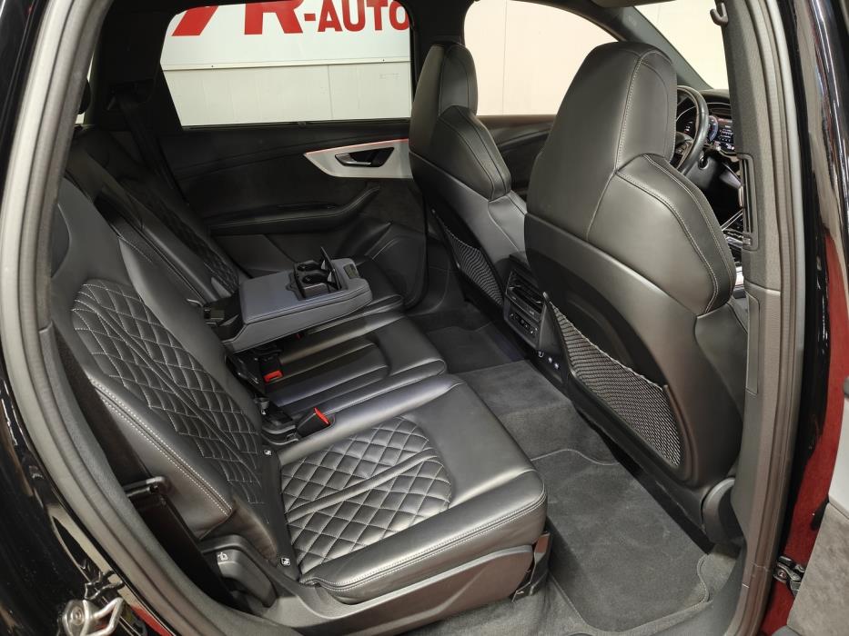 AUDI Q7 2020