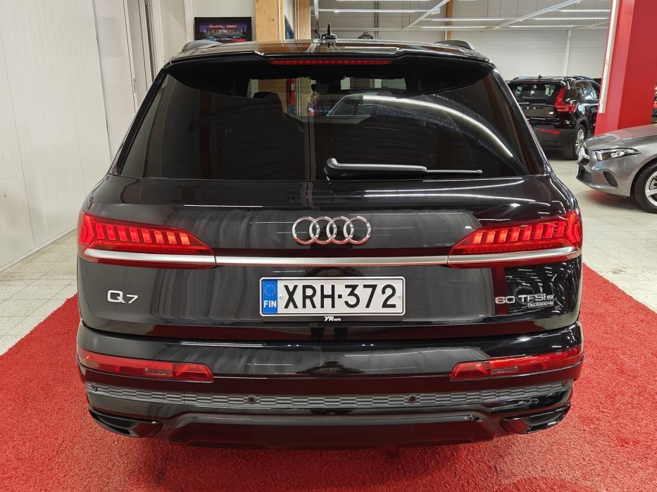 AUDI Q7 2020