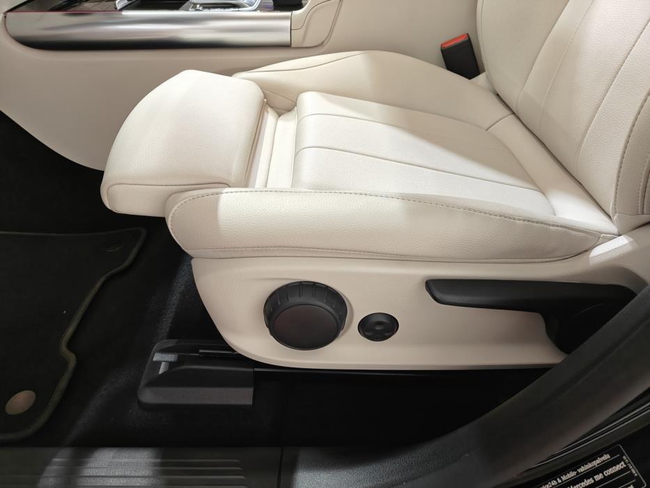 MERCEDES-BENZ EQA 2023