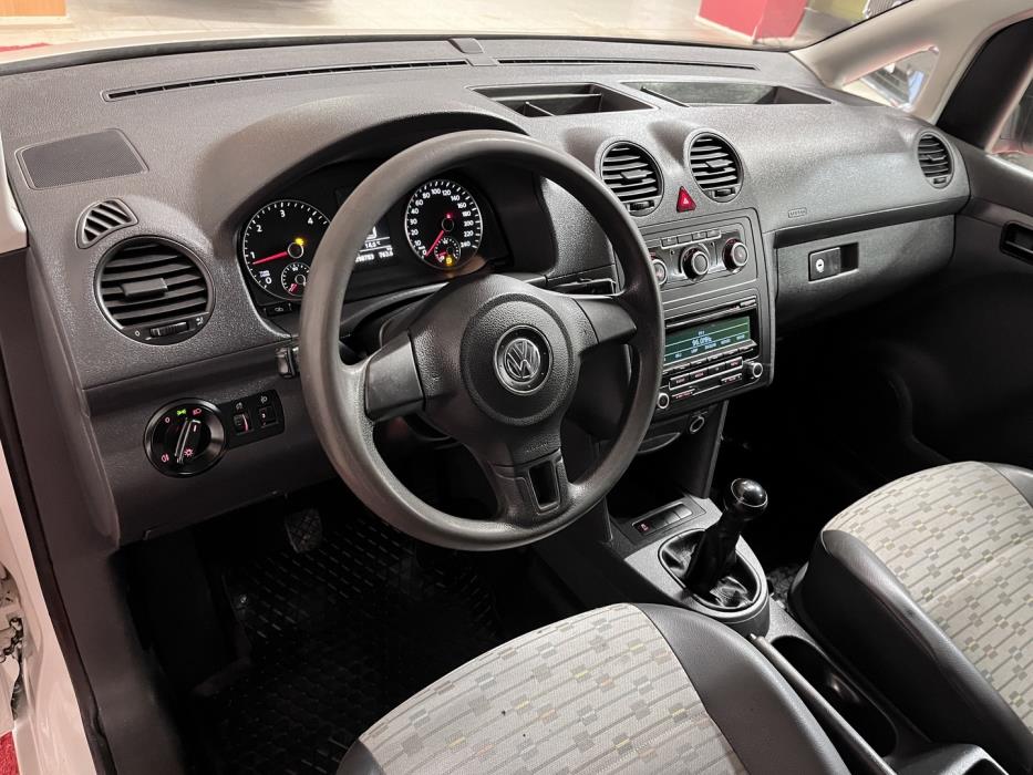 VOLKSWAGEN Caddy 2012