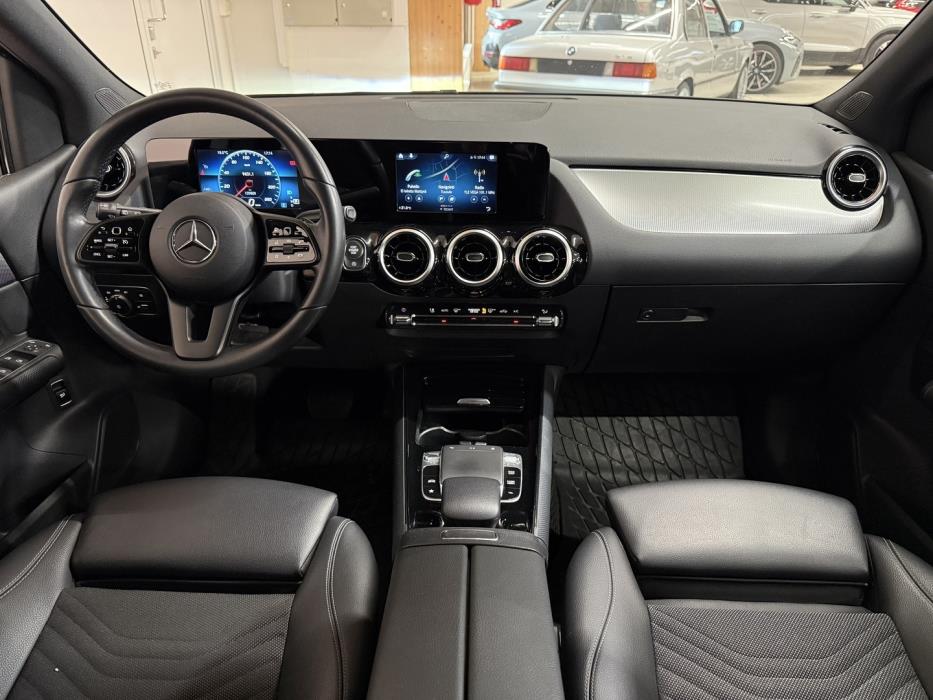 MERCEDES-BENZ B 2019
