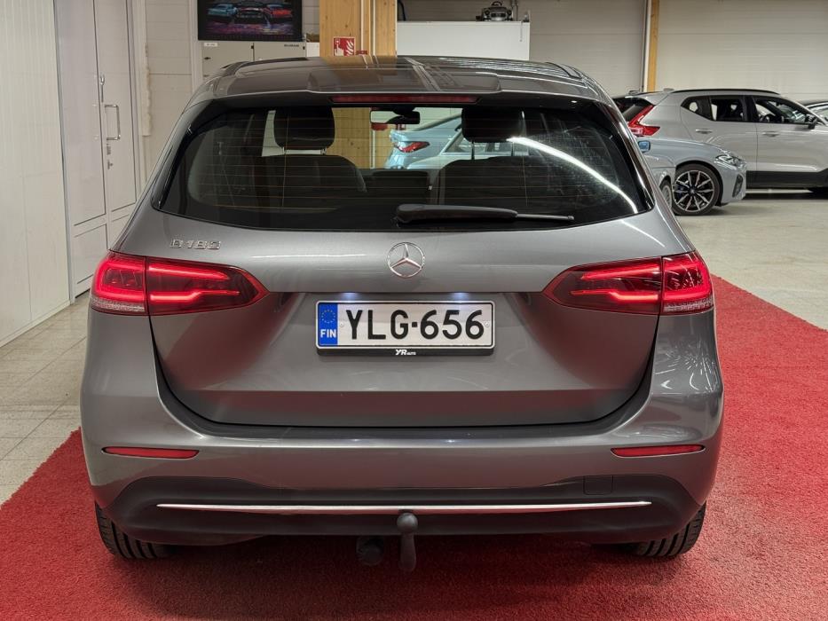 MERCEDES-BENZ B 2019