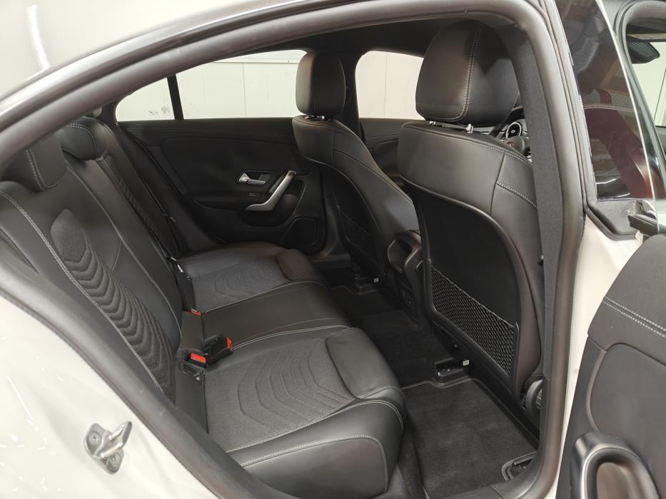 MERCEDES-BENZ CLA 2023