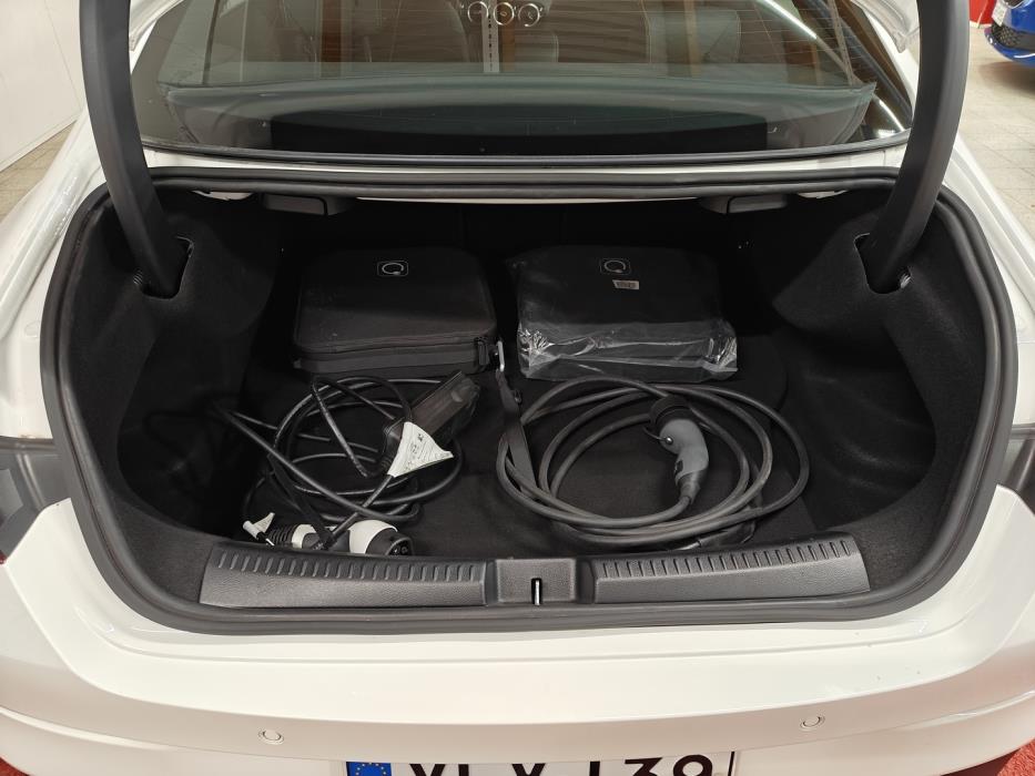 MERCEDES-BENZ CLA 2023