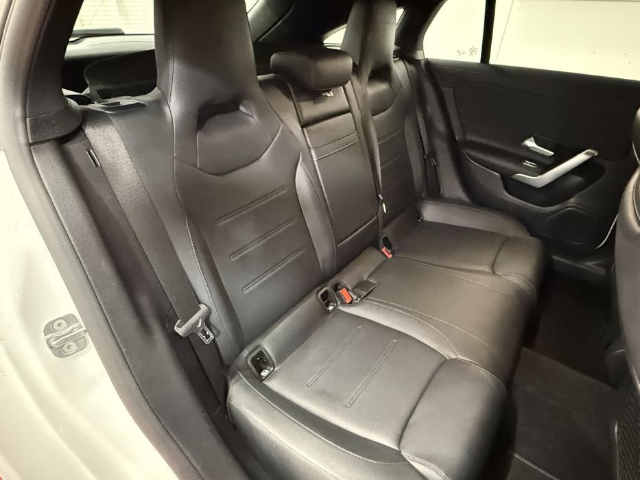 MERCEDES-BENZ CLA 2023