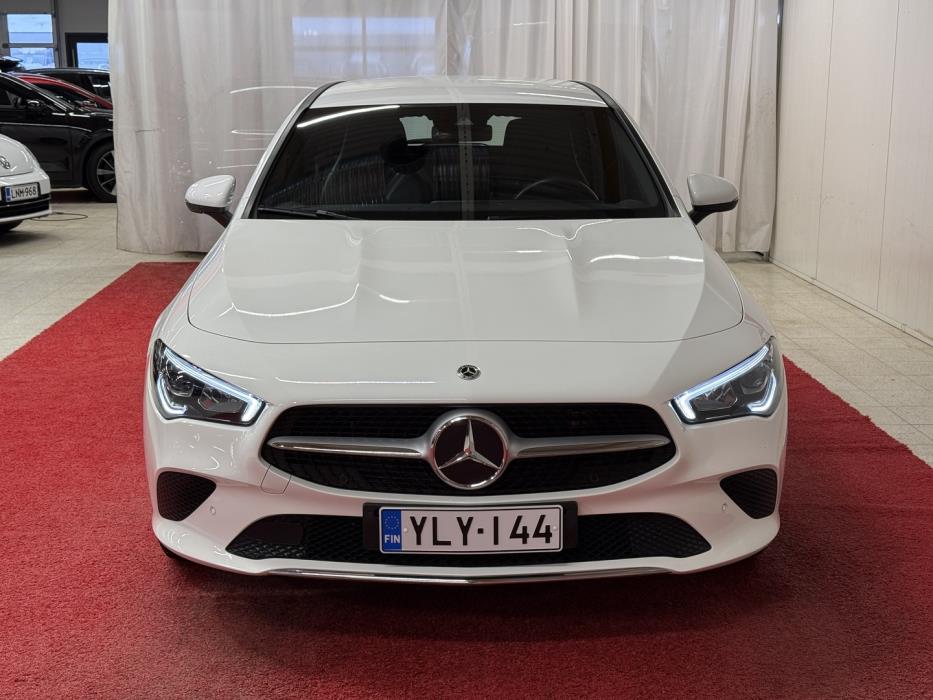 MERCEDES-BENZ CLA 2023
