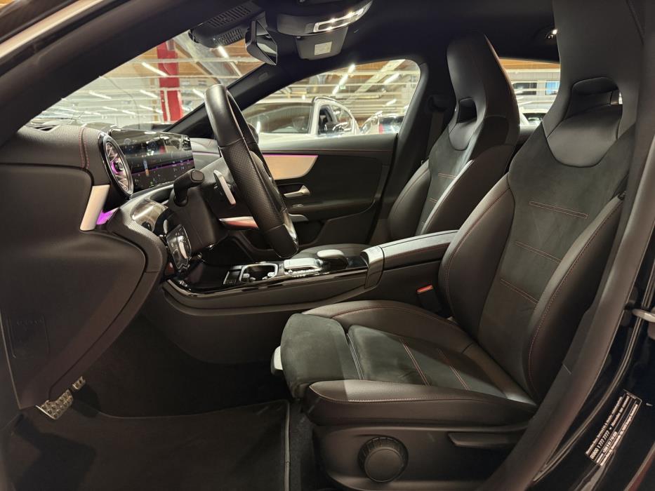 MERCEDES-BENZ CLA 2023