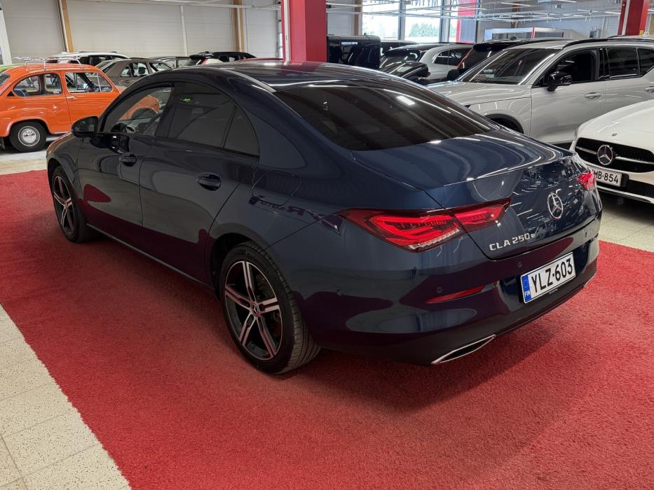 MERCEDES-BENZ CLA 2023