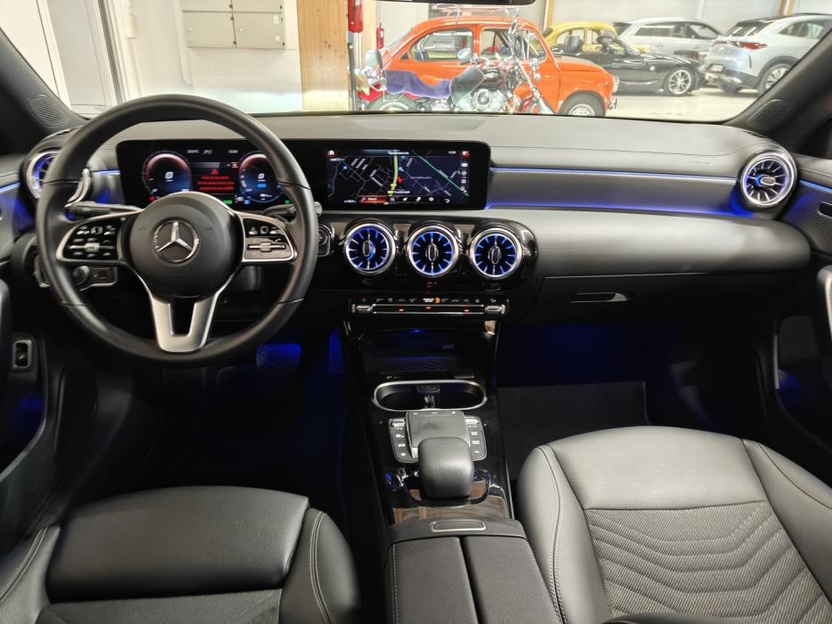 MERCEDES-BENZ CLA 2023