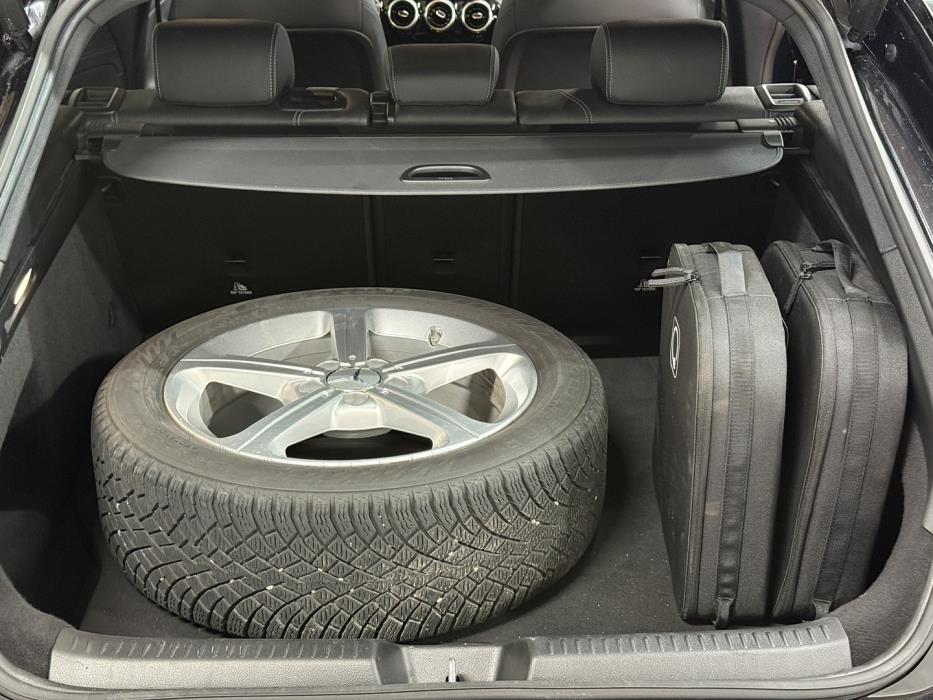 MERCEDES-BENZ CLA 2023