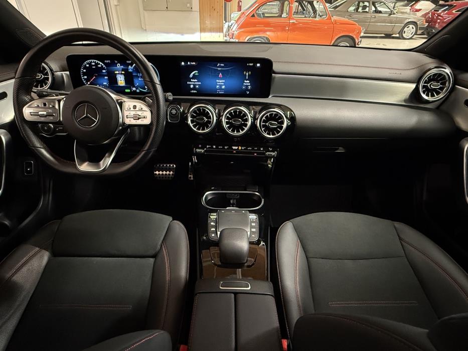 MERCEDES-BENZ CLA 2023