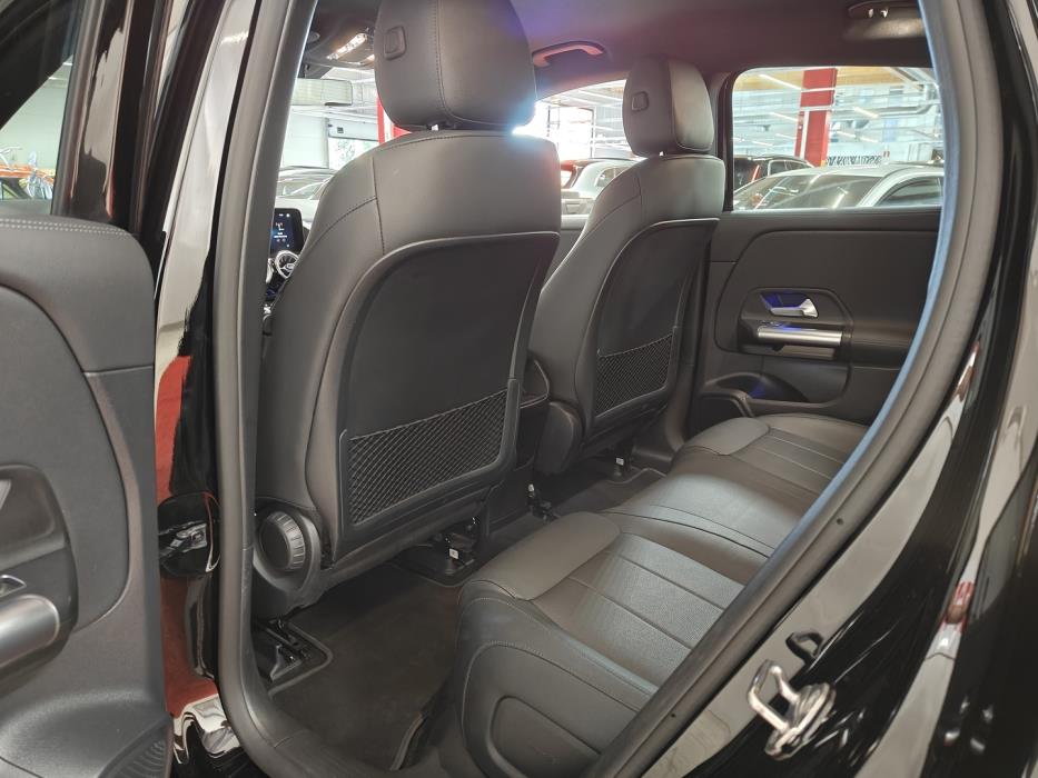 MERCEDES-BENZ EQA 2023